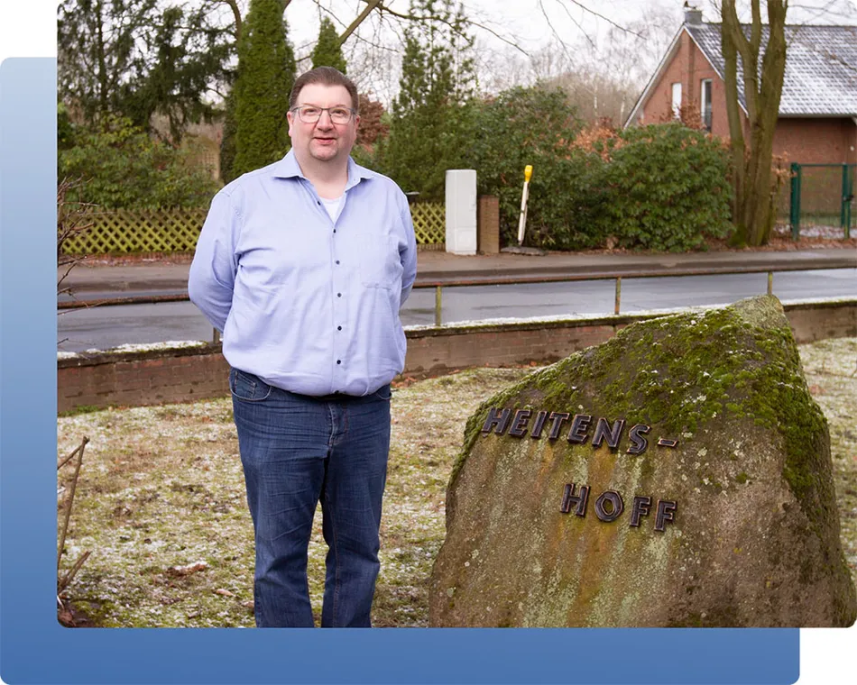 heitens-hoff hof gelände stein straße geschäftsführer männliche person